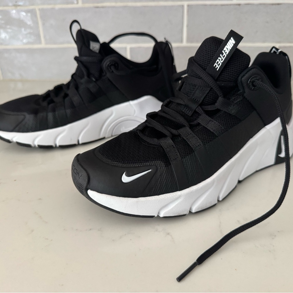 Nike Free Metcon 7 - Women’s 8.5